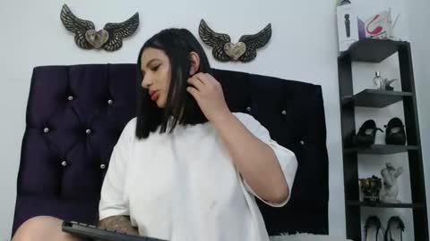 Sara online show from February 7, 3:53 am