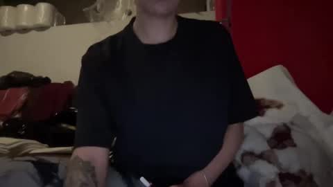 Snapshot of sarrah_rossy chatting on January 23, 8:45 pm Sarrah online show from January 23, 8:45 pm