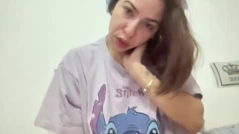 Snapshot of sarrah_rossy chatting on March 10, 7:29 pm Sarrah online show from March 10, 7:29 pm