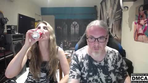 Giselle and Jay online show from October 31, 5:02 pm