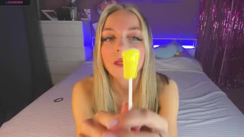 Sasha online show from February 24, 7:50 pm