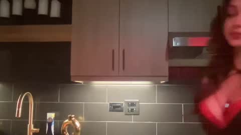 saskia online show from October 12, 6:06 am