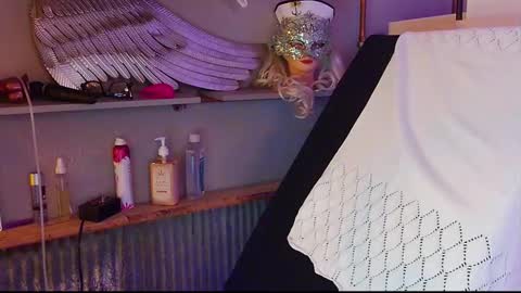 sassylatin45 online show from January 11, 1:11 am