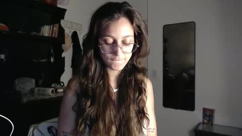 Lilah online show from December 20, 2:51 am