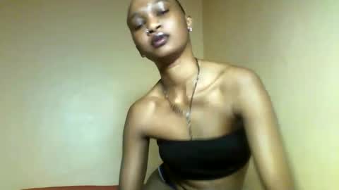 Tina online show from May 5, 1:01 am