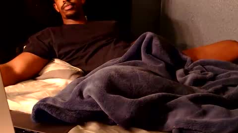 satisfaction01 online show from December 4, 11:54 am