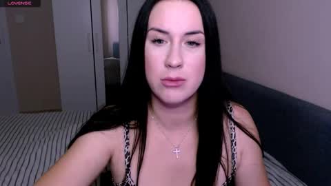 satisfaction__ online show from November 23, 3:54 pm