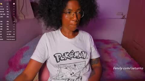 Snapshot of saturno_vibes chatting on October 22, 9:01 am saturno_vibes online show from October 22, 9:01 am