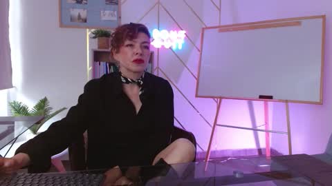 lilith online show from November 24, 1:21 pm