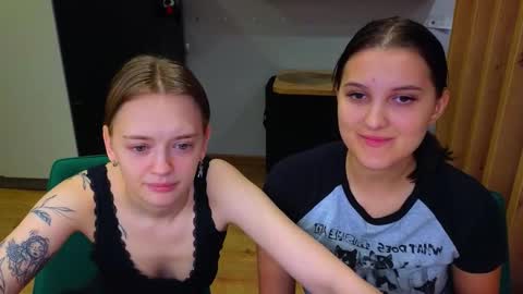 LUNA and ANNA    online show from November 8, 5:16 pm