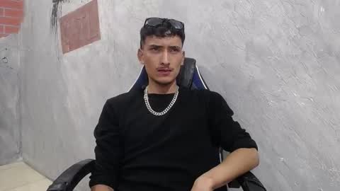 SavageLover  online show from December 16, 4:52 am