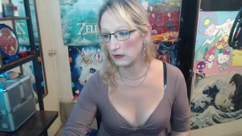Snapshot of savanah_banana chatting on September 27, 3:26 am Savanah online show from September 27, 3:26 am