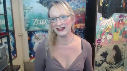 Snapshot of savanah_banana chatting on October 1, 3:49 am Savanah online show from October 1, 3:49 am