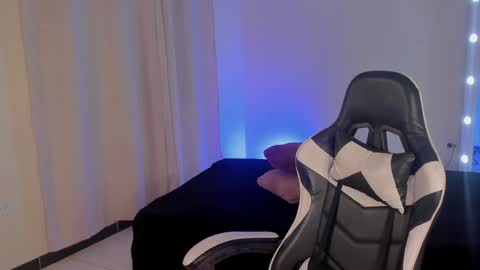 Snapshot of savannahwildee chatting on January 28, 11:07 pm Savannahwildee online show from January 28, 11:07 pm