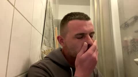 Snapshot of sawa08051989 chatting on October 19, 1:21 am chamomile online show from October 19, 1:21 am