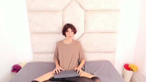 scaarlett_22 online show from October 12, 7:38 pm