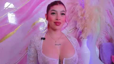scarleett jones online show from February 18, 10:20 pm
