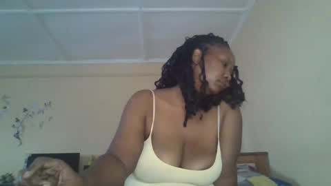 scarlet_25142359 online show from October 14, 4:48 am