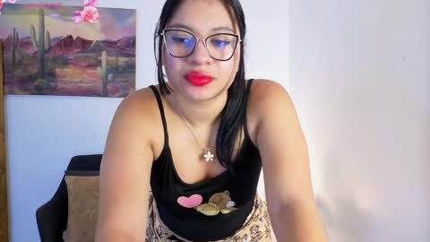 scarlet__15 online show from April 29, 11:59 am