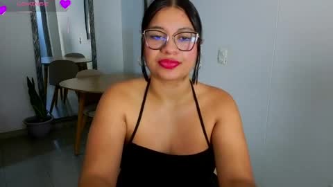 scarlet__15 online show from May 28, 1:58 am