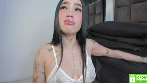 scarlet__jones_ online show from May 10, 5:58 am