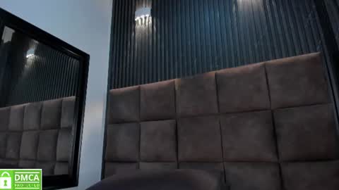 scarlet__jones_ online show from June 12, 6:12 am
