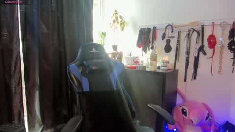 Snapshot of scarlet_kennedy98 chatting on February 6, 8:45 pm scarlet taylor kennedy online show from February 6, 8:45 pm