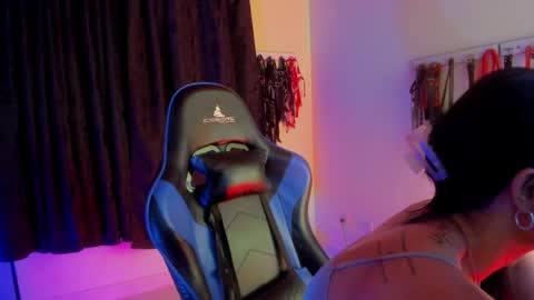 Snapshot of scarlet_kennedy98 chatting on October 9, 11:21 pm scarlet taylor kennedy online show from October 9, 11:21 pm