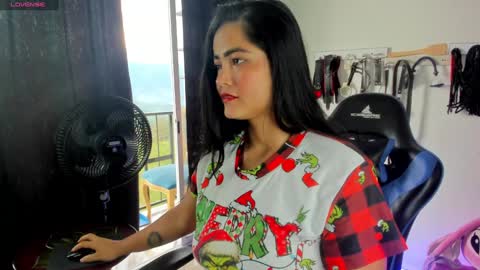 Snapshot of scarlet_kennedy98 chatting on December 26, 9:15 pm scarlet taylor kennedy online show from December 26, 9:15 pm