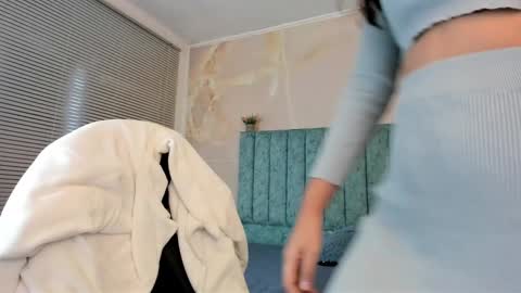 Snapshot of scarlet_rose__ chatting on March 3, 11:44 am Scarlet  online show from March 3, 11:44 am