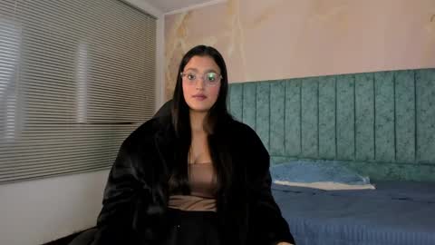 Snapshot of scarlet_rose__ chatting on February 23, 1:53 pm Scarlet  online show from February 23, 1:53 pm