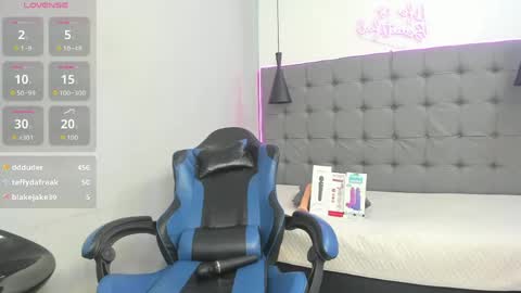 scarlet online show from April 14, 8:06 am