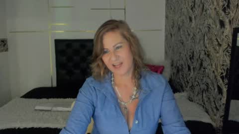 S C A R L E T online show from January 19, 6:00 pm