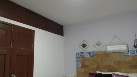 scarlet  online show from September 26, 10:12 am