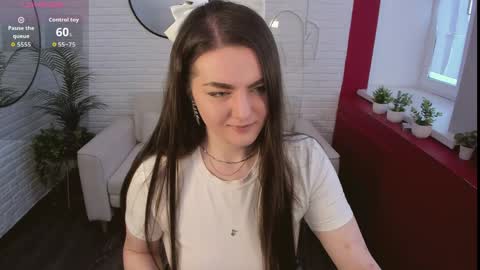 Scarlett online show from April 19, 3:57 pm