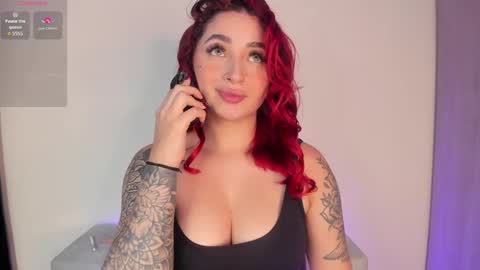 SCARLETT COLLINS online show from September 9, 1:33 pm
