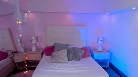 Scarlett  online show from March 4, 1:45 am