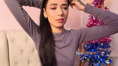 Lauren Scarlett online show from December 22, 4:14 pm