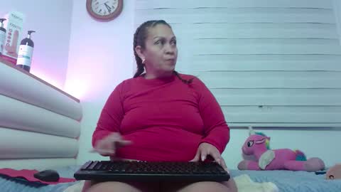 scarlettbooty online show from March 22, 8:18 am