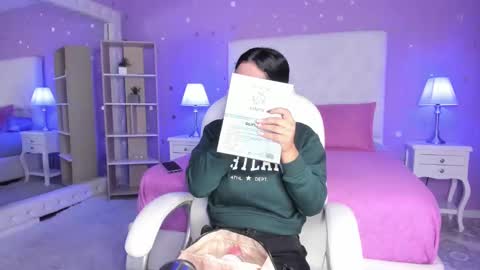 Scarlette  online show from November 5, 3:19 am