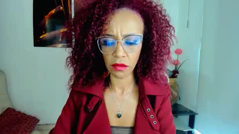 Snapshot of scarlettmalbec chatting on October 24, 10:10 pm Scarlett online show from October 24, 10:10 pm