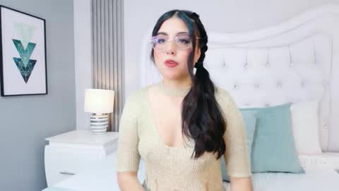 Scarlett Petrova online show from March 25, 12:01 pm