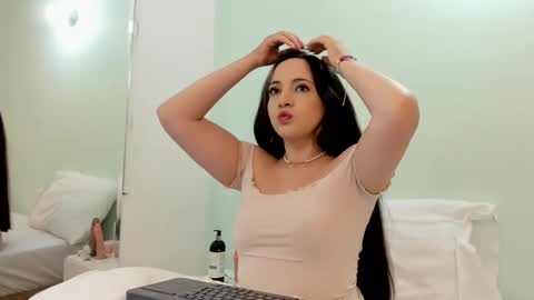 SCARLET online show from April 1, 1:41 pm