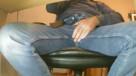 Fritz Schluepper online show from February 18, 7:09 pm