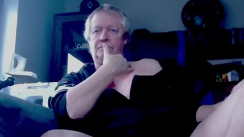 Thomas online show from February 9, 4:07 pm