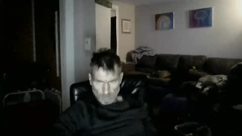 GettOffMyLawn online show from February 21, 9:34 am