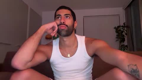 sebastianalll online show from December 5, 11:19 am