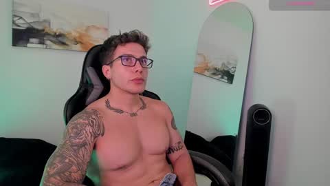 Lucian Sinclair online show from January 21, 11:55 pm