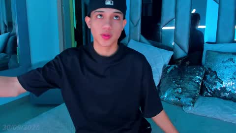 Sebastian online show from September 30, 8:30 pm