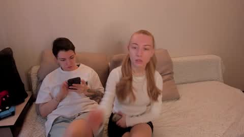 Snapshot of secret_dreams_ chatting on March 11, 7:35 am Amanda and  pair in a real life we love each other but can play with you online show from March 11, 7:35 am